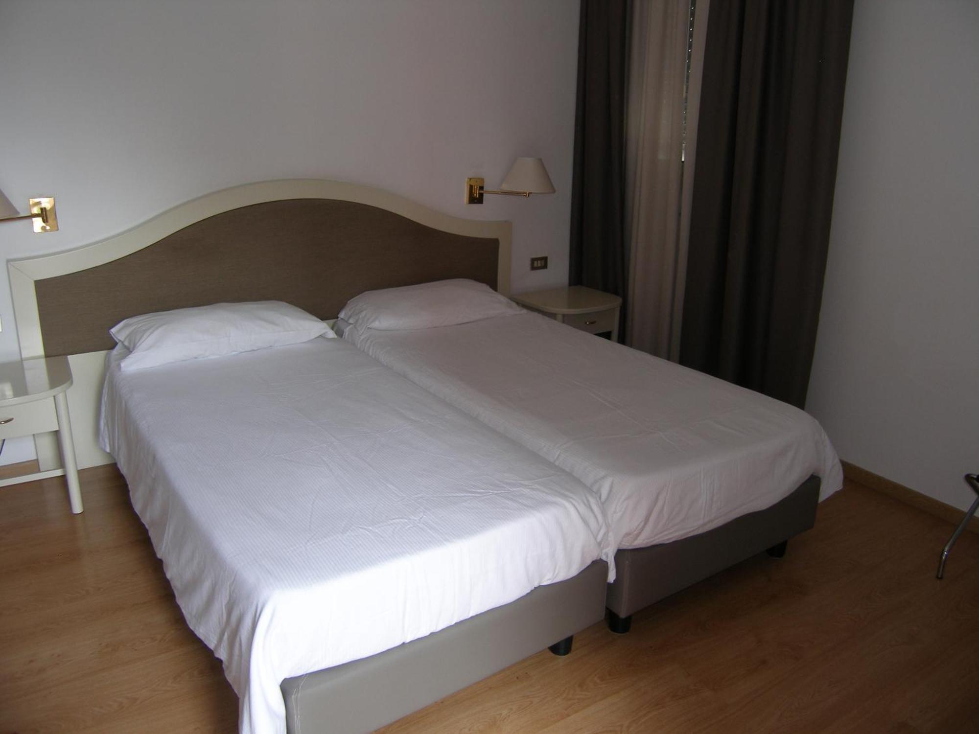 Aparthotel Rta Doria Garda (Verona)